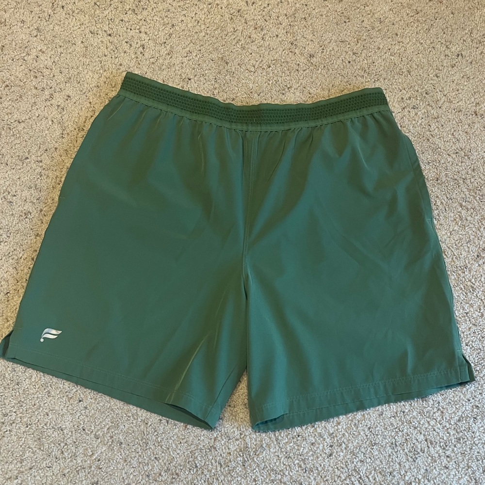 Fabletics The Fundamental Short - Large - Green - 7” Inseam